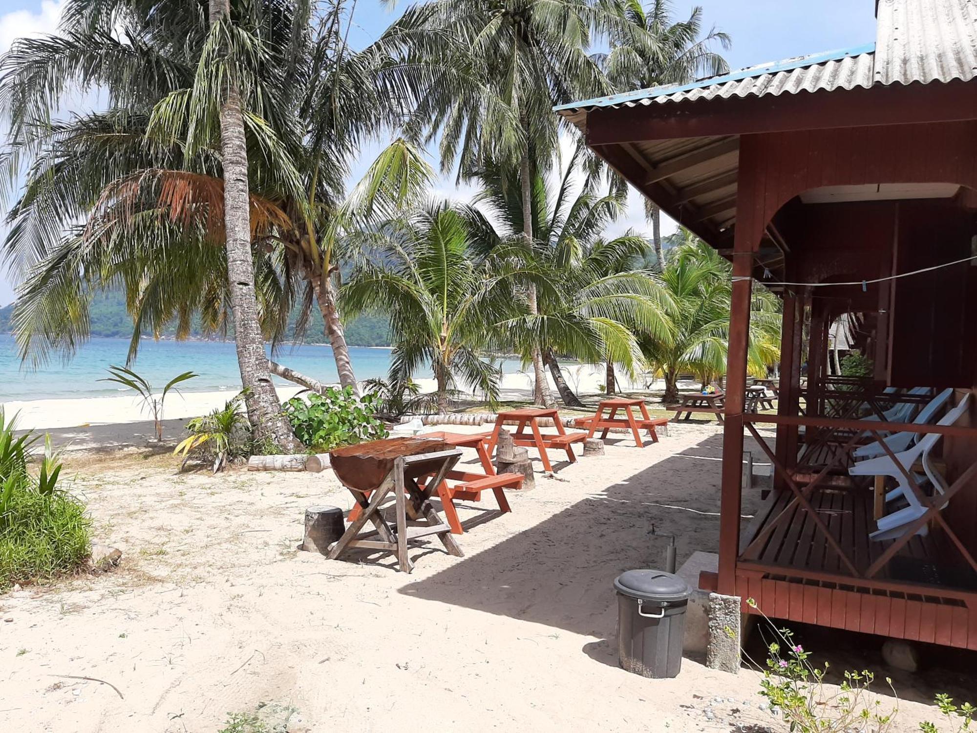 Kampong Juara Permai Chalet Tioman מראה חיצוני תמונה